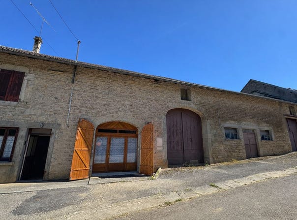 LONS-LE-SAUNIER, Bourgogne-Franche-Comté 39000
