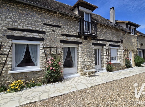 Gadencourt, Normandy 27120