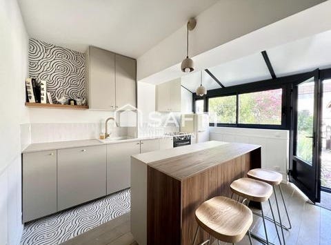 Nogent-Sur-Marne, Île-de-France 94130