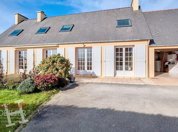 Landerneau, Finistère 29800