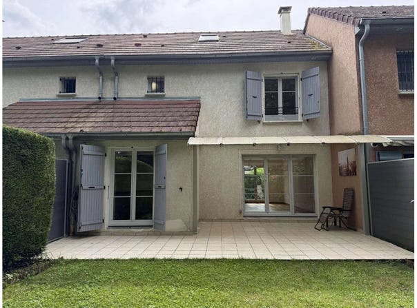 Ferney-Voltaire, Ain 01210
