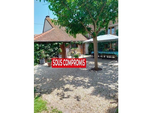 Pleurs, Champagne-Ardenne 51230