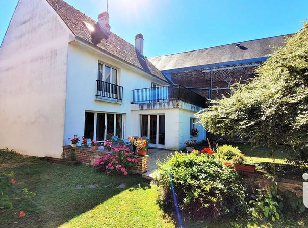 Noyon, Hauts-de-France 60400