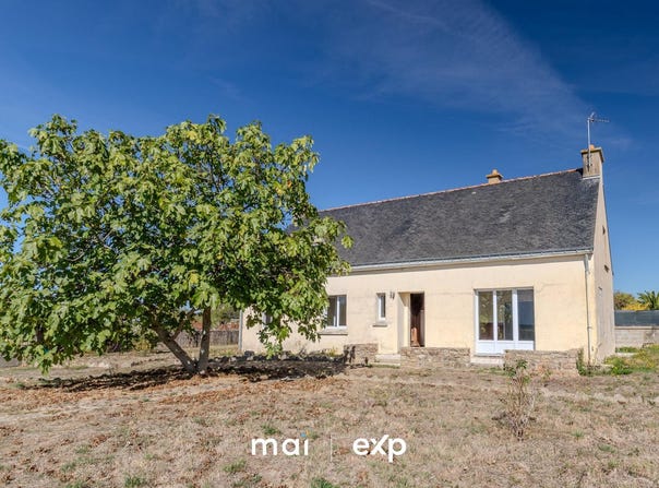 Erdeven, Brittany 56410