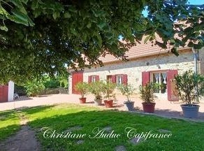 CHAROLLES, Bourgogne 71120