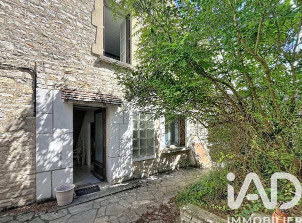 Vermenton, Bourgogne-Franche-Comté 89270