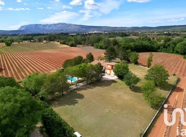 Pourrières, Provence-Alpes-Côte d'Azur 83910