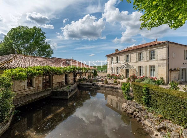 Jonzac, Poitou-Charentes 17500