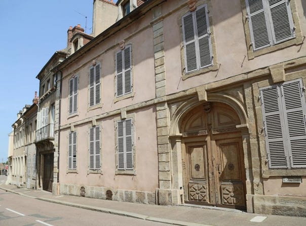 Autun, Burgundy 71400