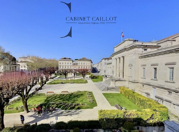 Saintes, Poitou-Charentes 17100
