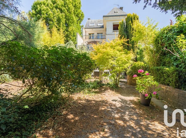 Fontenay-sous-Bois, Île-de-France 94120