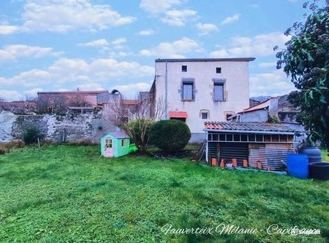 ST SANDOUX, Auvergne 63450