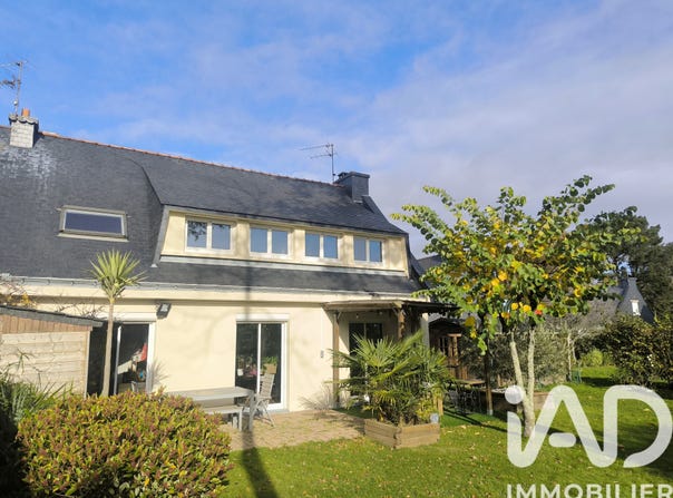 Arradon, Brittany 56610
