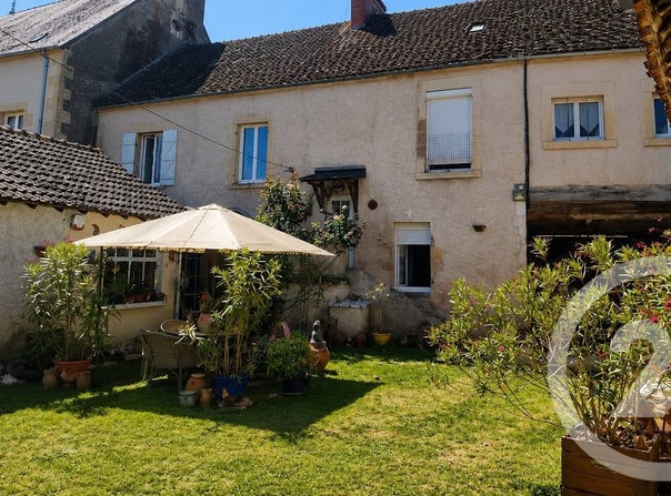 Châteauneuf-Val-de-Bargis, Burgundy 58350