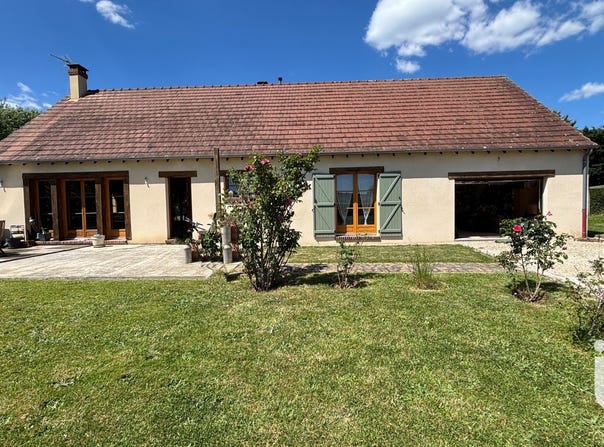 Villechétive, Bourgogne-Franche-Comté 89320