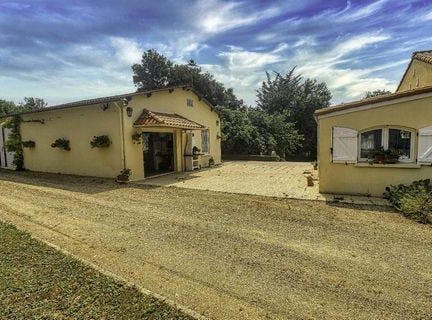 BEAUVOIR SUR NIORT, Poitou-Charentes 79360