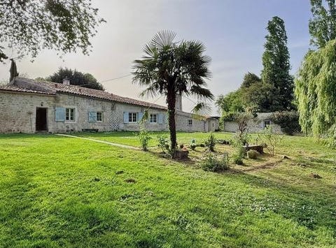 Le Douhet, Poitou-Charentes 17100