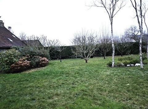 Neufchatel-En-Saosnois, Pays de la Loire 72600