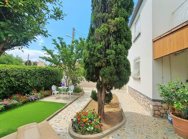 Perpignan, Languedoc-Roussillon 66000