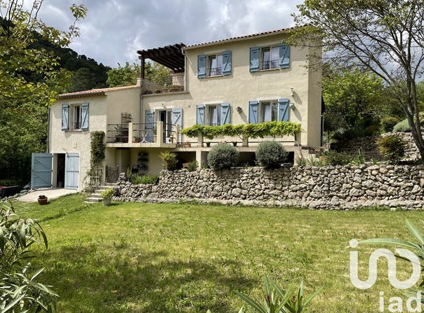 Claviers, Provence-Alpes-Côte d'Azur 83830