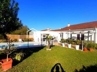Chauvigny, Poitou-Charentes 86300
