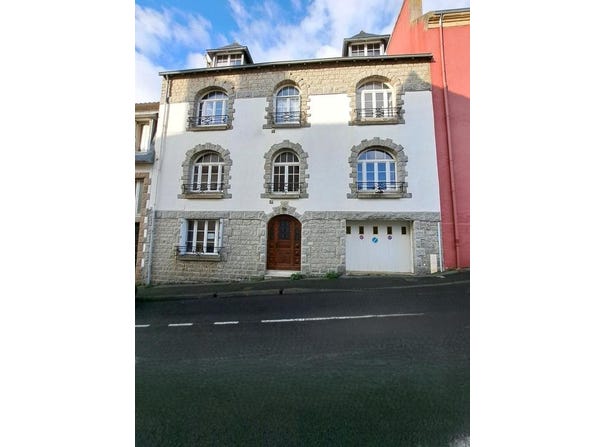 Douarnenez, Brittany 29100