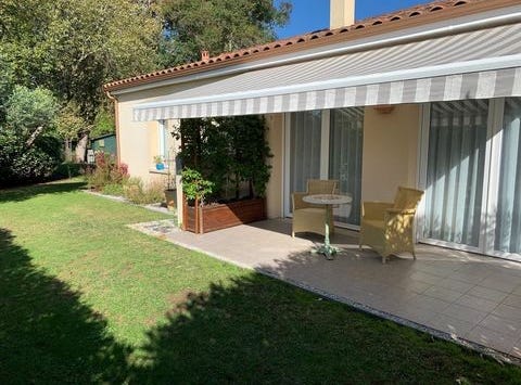 Izon, Aquitaine 33450