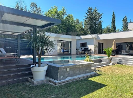 Avignon, Provence-Alpes-Côte d'Azur 84140