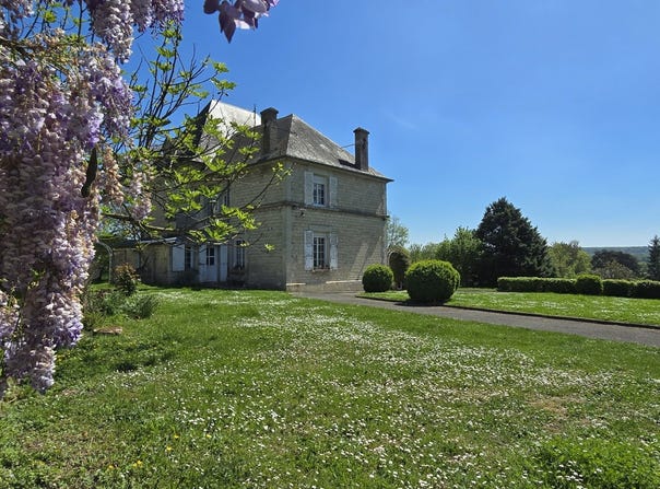 Laon, Hauts-de-France 02000