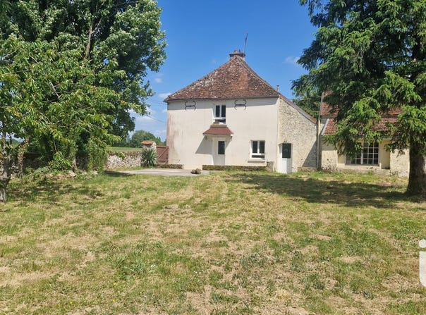 Montmirail, Grand Est 51210