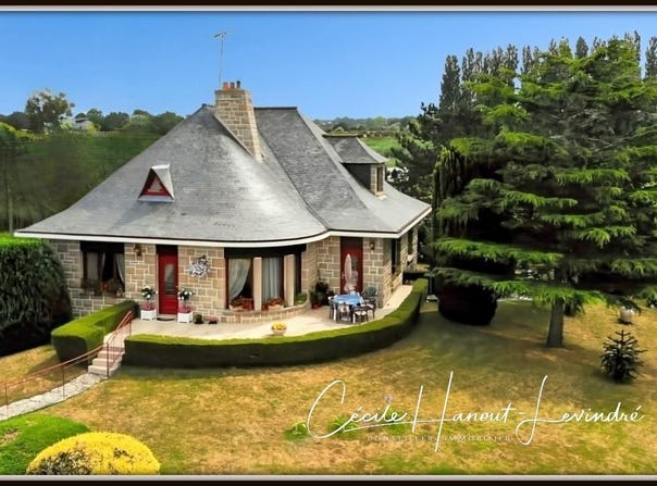 Pontorson, Lower Normandy 50170
