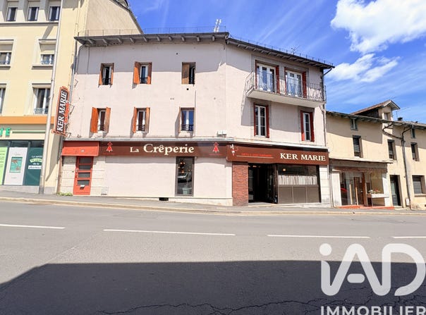 Arpajon-sur-Cère, Auvergne-Rhône-Alpes 15130