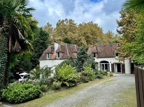 Orthez, Aquitaine 64300