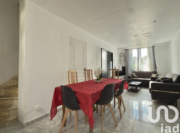 Roubaix, Hauts-de-France 59100
