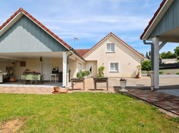 Besançon, Franche-Comté 25000