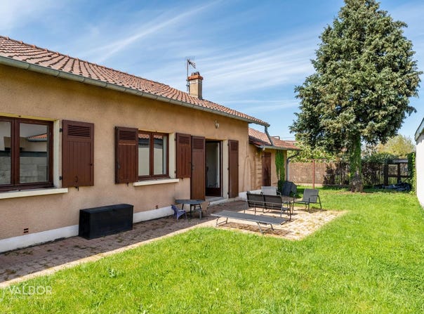 Saint-Georges-de-Reneins, Rhône 69830