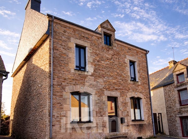 Cruguel, Brittany 56420