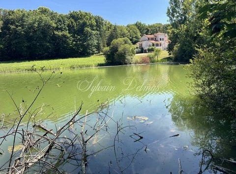 POITIERS, Poitou-Charentes 86000