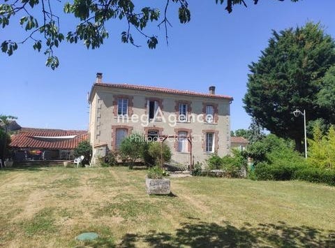 Surgères, Poitou-Charentes 17700