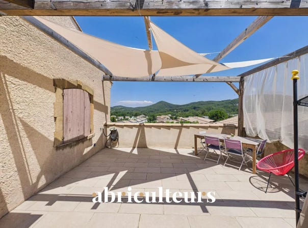 36 Cours Saint - Etienne, Rognes, Provence-Alpes-Côte d'Azur 13840