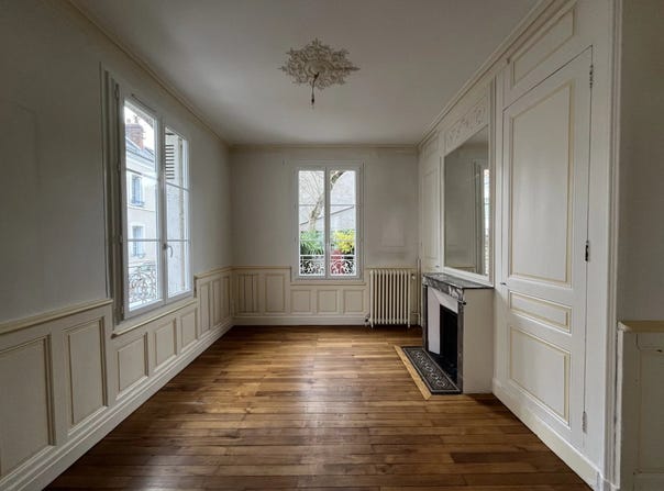 Tours, Indre-et-Loire 37000