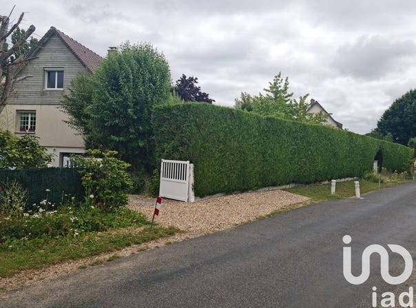 Saint-Pierre-des-Fleurs, Normandy 27370