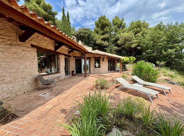 Suzette, Provence-Alpes-Côte-d'Azur 84190