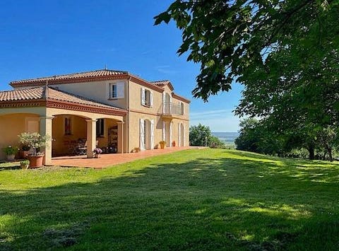 Auvillar, Midi-Pyrénées 82340