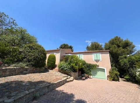 CEYRESTE, Provence-Alpes-Côte d'Azur 13600
