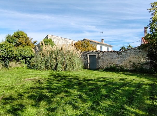 La Brousse, Nouvelle-Aquitaine 17160