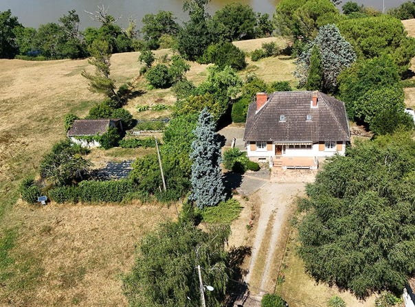 Bourbon-l'Archambault, Auvergne 03160