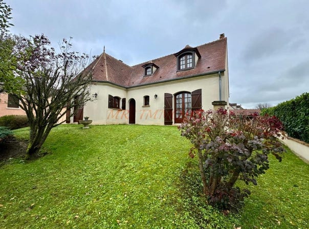 Rouvres, Ile-de-France 77230