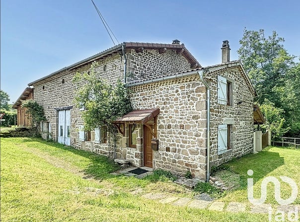 Cunlhat, Auvergne-Rhône-Alpes 63590