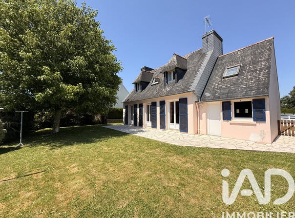 Rosporden, Brittany 29140